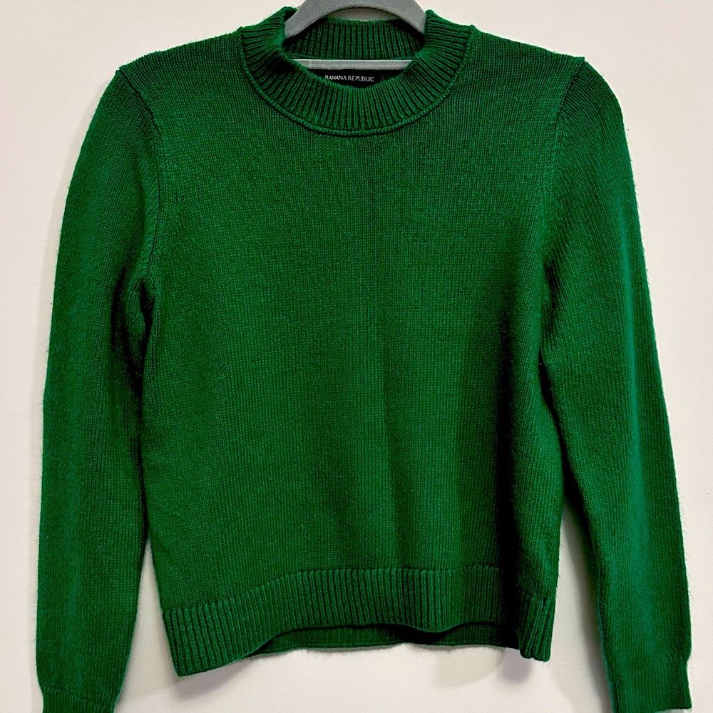 Banana Republic Green Sweater